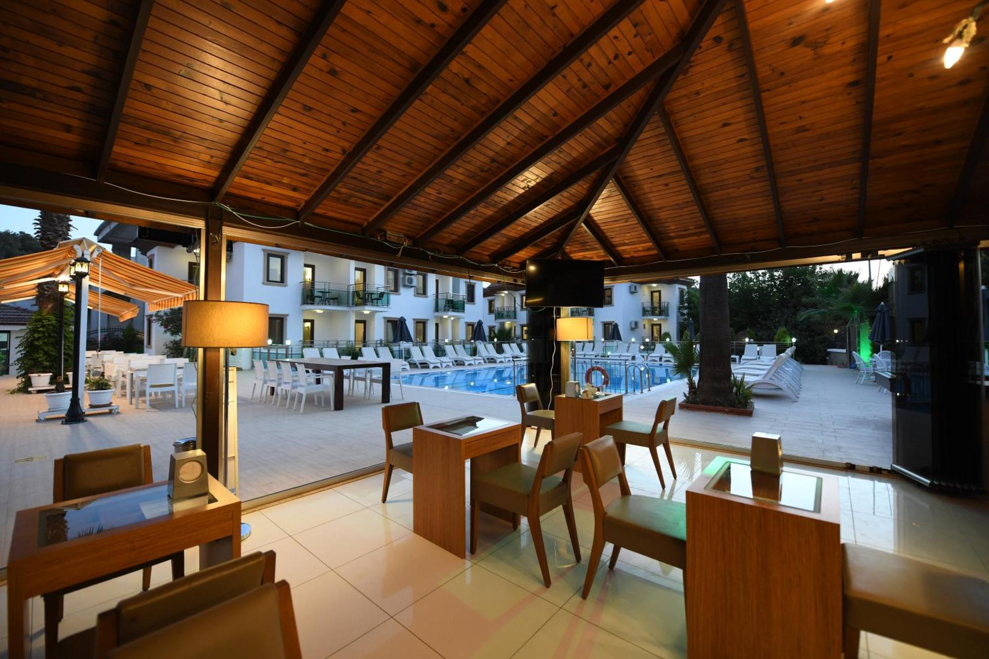 Qualia Park Otel 3*